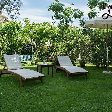 B&B Il Grappolo Foresteria Lombarda Sirmione Exteriör bild