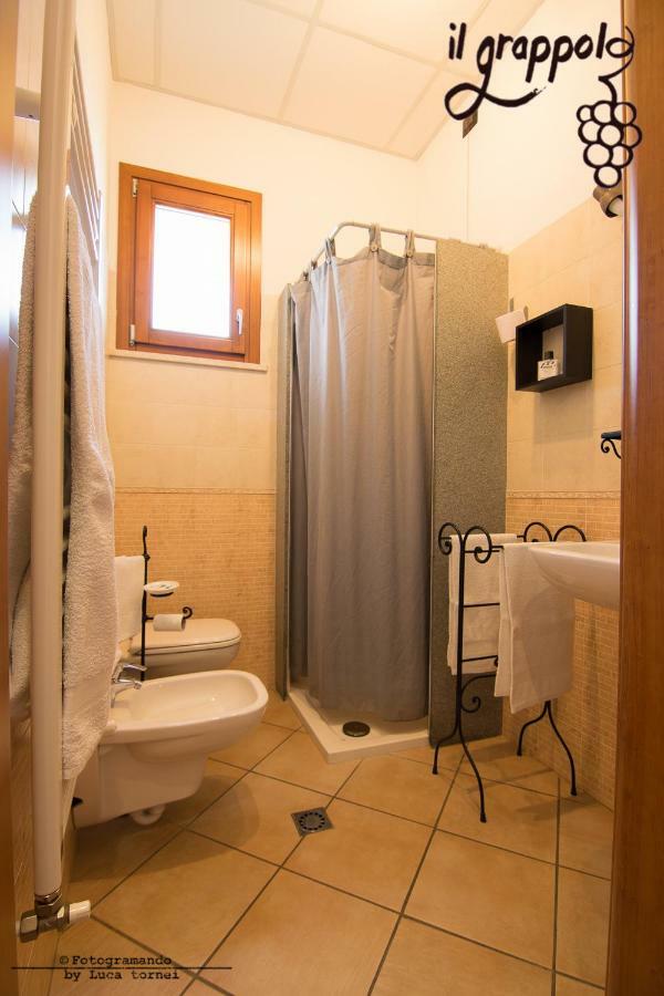B&B Il Grappolo Foresteria Lombarda Sirmione Exteriör bild