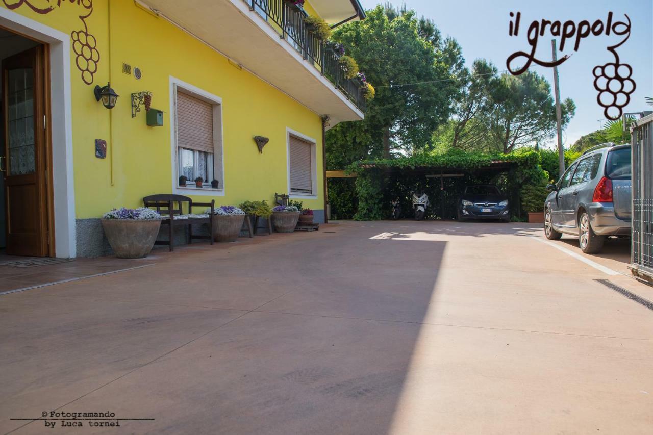 B&B Il Grappolo Foresteria Lombarda Sirmione Exteriör bild